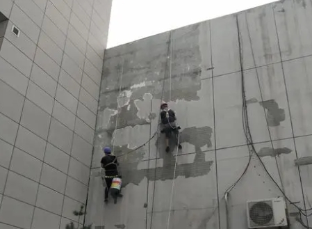 余杭楼顶漏水维修公司分享下余杭外墙防水的注意事项